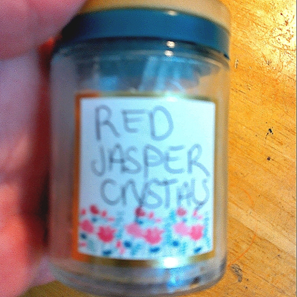 Red jasper crystal (very small)